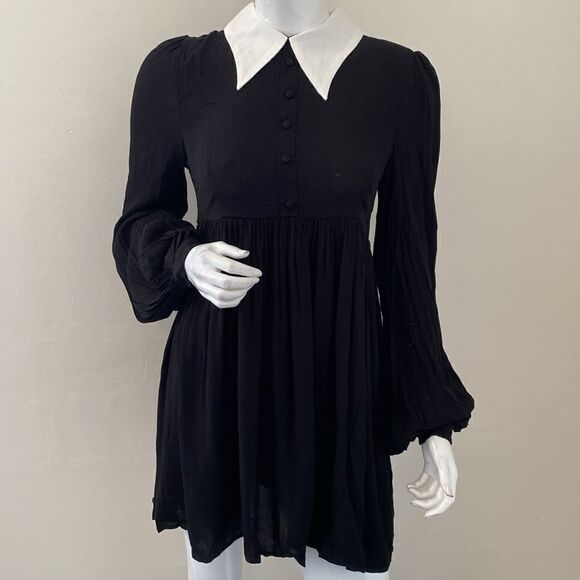 Dolls Kill Dresses & Skirts - Dolls Kill Brand Widow Black Mini Dress w White Pointed Collar